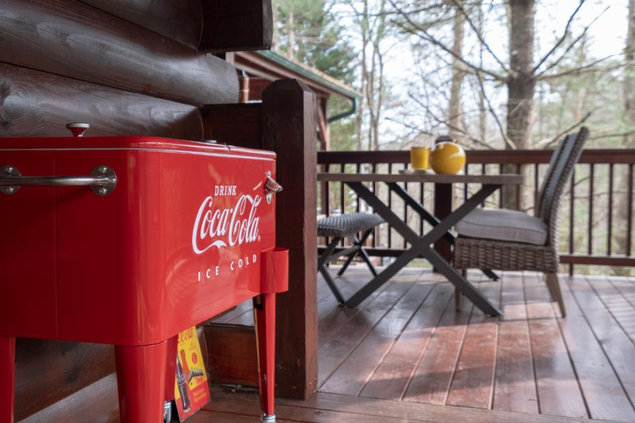 Three Dog Night - Pet-Friendly Cabin With Hot Tub Villa Blue Ridge Exterior foto