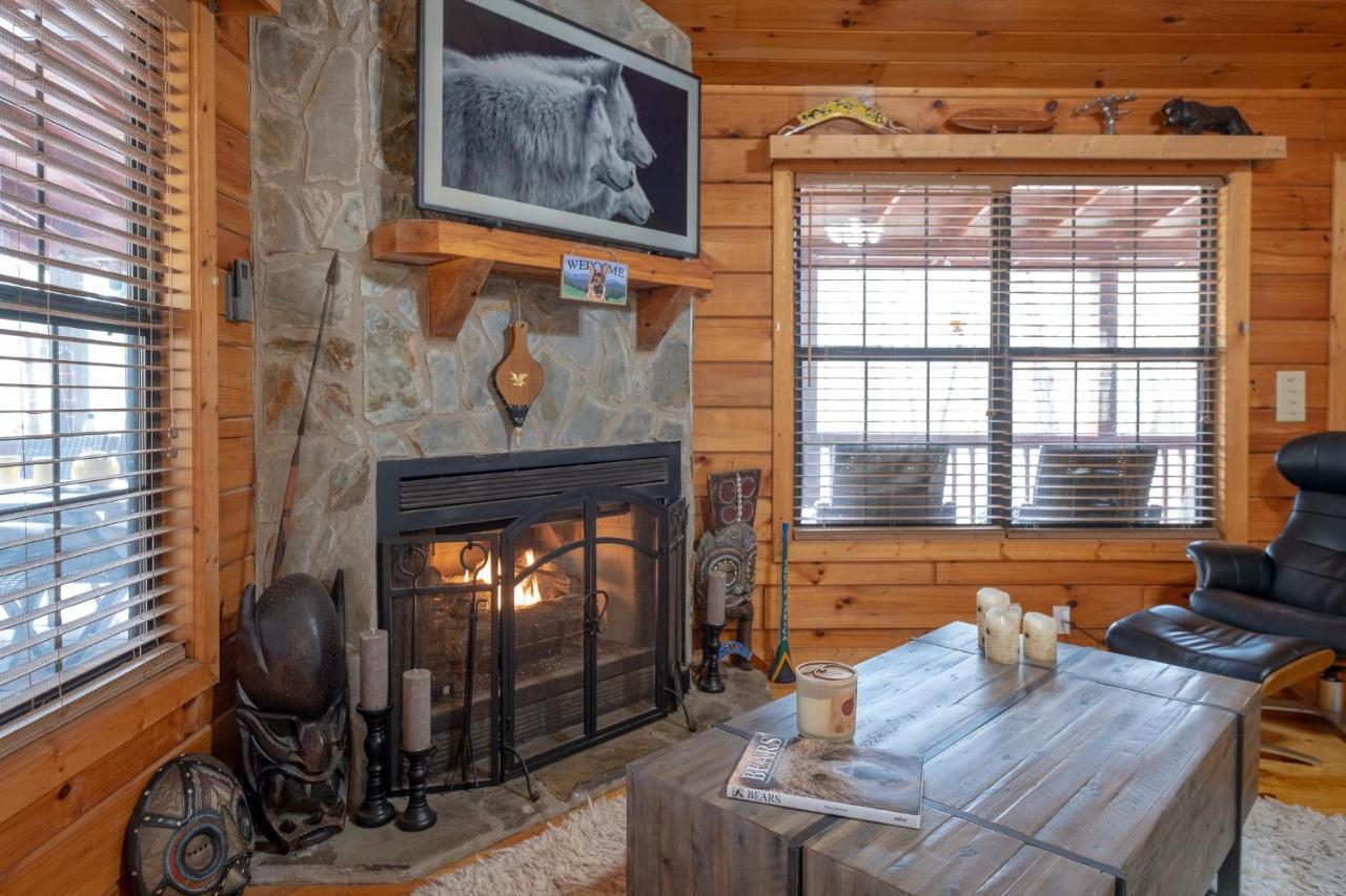 Three Dog Night - Pet-Friendly Cabin With Hot Tub Villa Blue Ridge Exterior foto